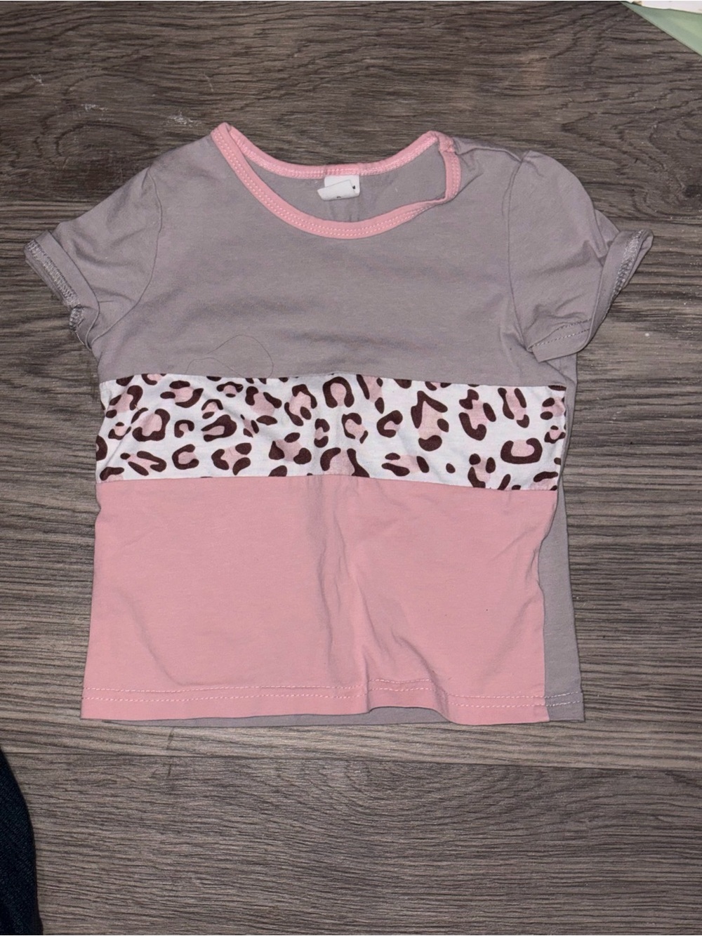 SHEIN Pink & Gray Short Sleeve Tee with Leopard Band